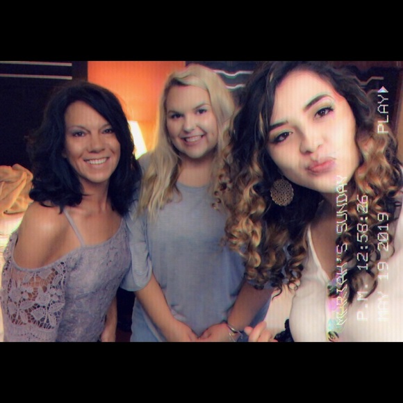 Meet your Posher, Kristy - Picture 9 of 15